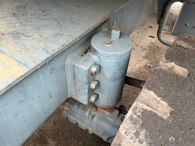 1998 fiat-hitachi fh 130w.3 banden graafmachine - afbeelding 46 van  59