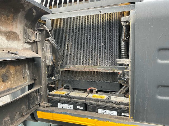 1998 fiat-hitachi fh 130w.3 banden graafmachine - afbeelding 48 van  59