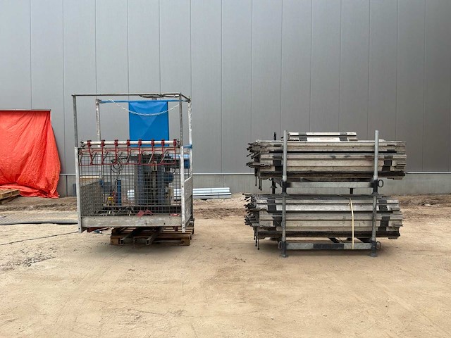 1998 geda 200z tandheugel bouwlift / goederenlift - afbeelding 1 van  17
