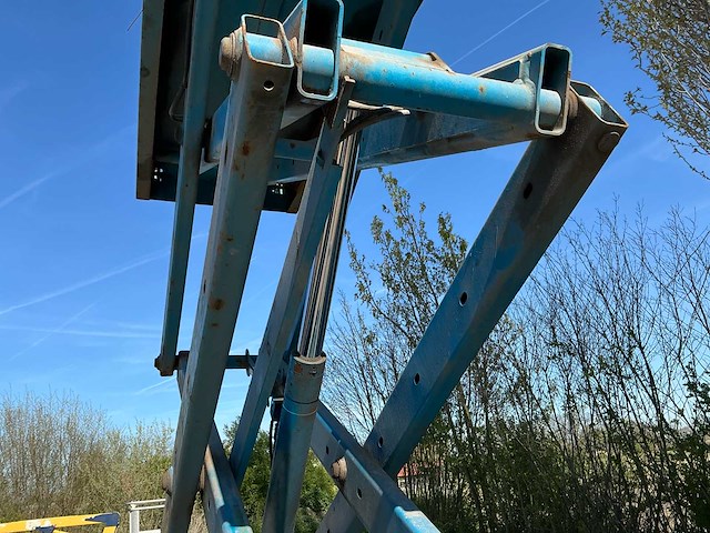 1998 geni 2032 hoogwerker - afbeelding 9 van  18