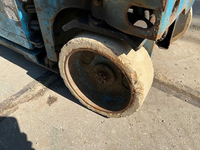 1998 geni 2032 hoogwerker - afbeelding 17 van  18