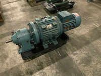 1998 hydro-mec 23 aandrijfmotor - afbeelding 1 van  5