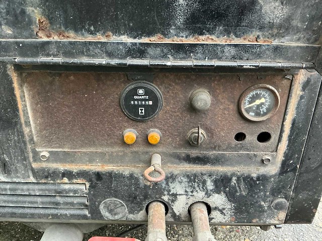 1998 ingersoll rand p110wd luchtcompressor aanhangwagen - afbeelding 14 van  14