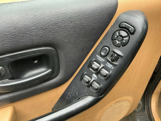 1998 jeep cherokee 4.0i sport personenauto - afbeelding 19 van  63