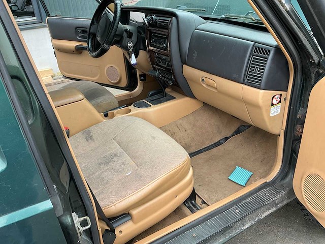 1998 jeep cherokee 4.0i sport personenauto - afbeelding 31 van  63