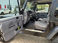 1998 jeep wrangler 4.0i hardtop personenauto - afbeelding 25 van  25