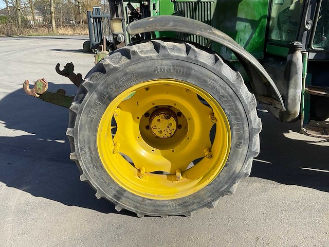 1998 john deere 6210 vierwielaangedreven landbouwtractor - afbeelding 19 van  20