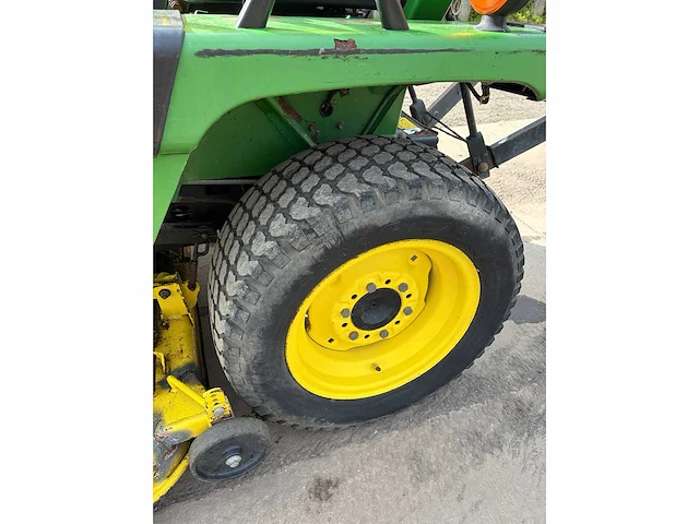 1998 john deere 655 smalspoor- en compacttractor - afbeelding 26 van  33