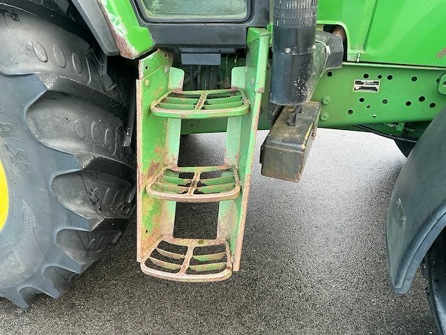 1998 john deere 6800 vierwielaangedreven landbouwtractor - afbeelding 4 van  27