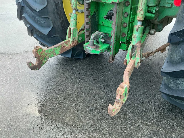 1998 john deere 6800 vierwielaangedreven landbouwtractor - afbeelding 8 van  27