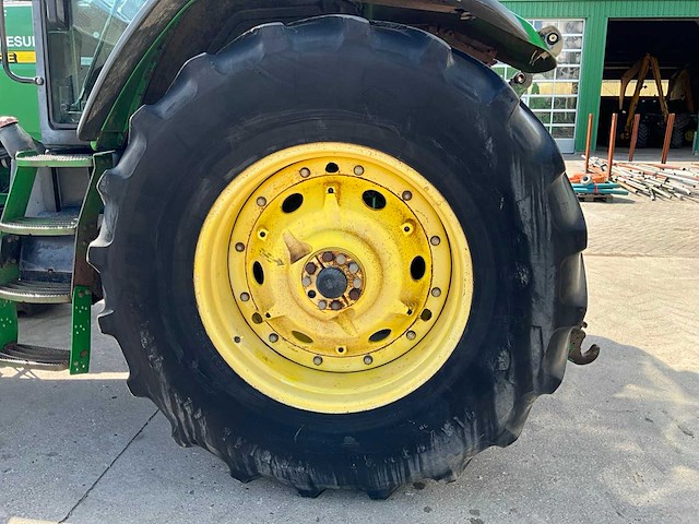 1998 john deere 7810 vierwielaangedreven landbouwtractor - afbeelding 30 van  34