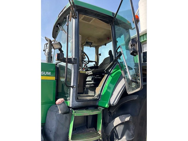 1998 john deere 7810 vierwielaangedreven landbouwtractor - afbeelding 32 van  34