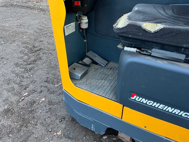 1998 jungheinrich etv14 g-710dz reach truck - afbeelding 9 van  32