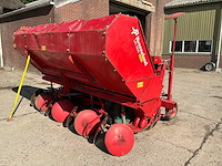 1998 kverneland un3100 aardappelpoter. - afbeelding 1 van  17