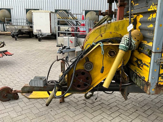 1998 kwh up&go 570 bladzuigwagen - afbeelding 9 van  12