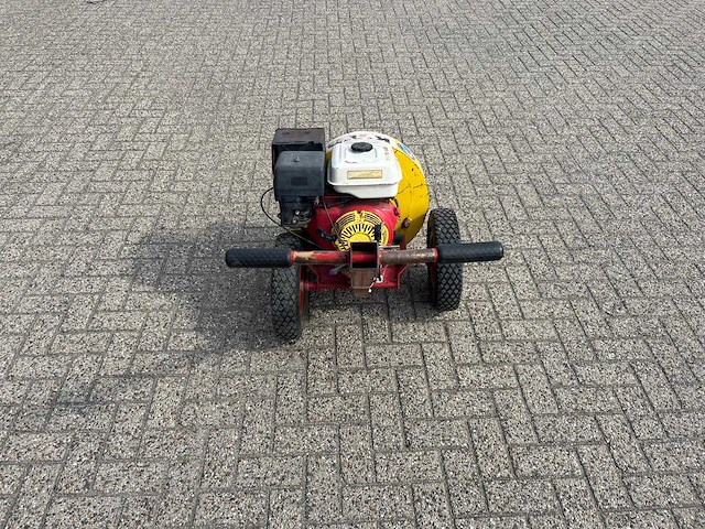 1998 kwh whirlwind 760 professionele blad- en terreinblazer – honda benzinemotor - afbeelding 2 van  6