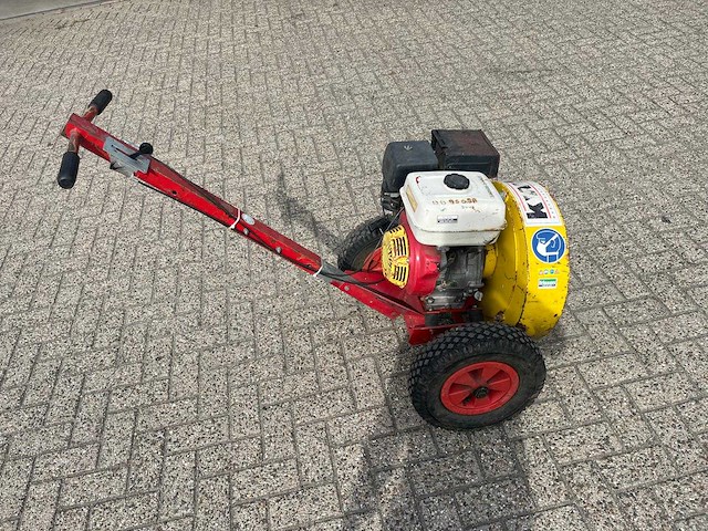 1998 kwh whirlwind 760 professionele blad- en terreinblazer – honda benzinemotor - afbeelding 6 van  6
