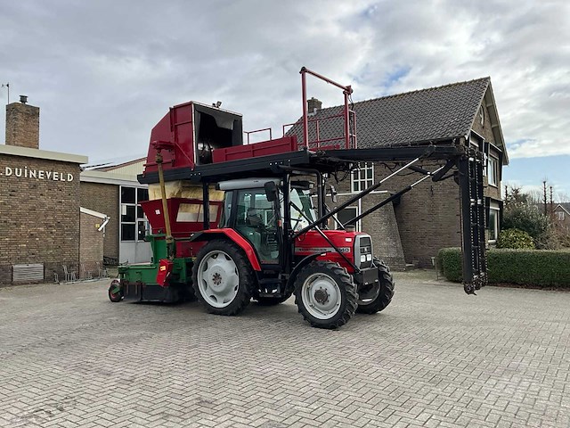 1998 massey ferguson 6140 dynashift vierwielaangedreven landbouwtractor met strodekker - afbeelding 12 van  37