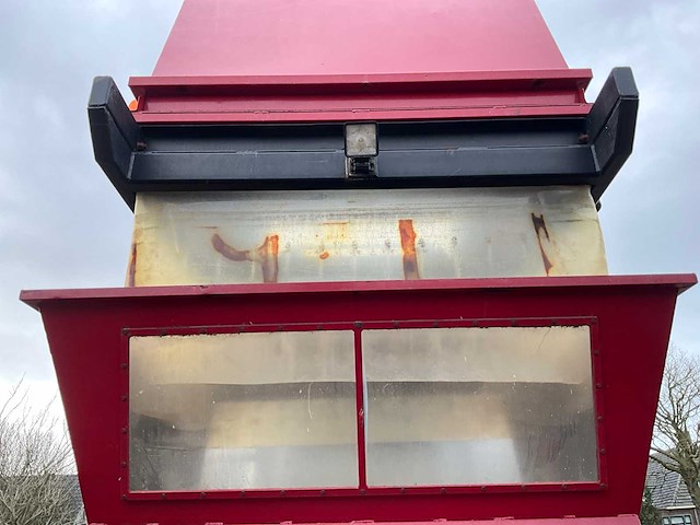 1998 massey ferguson 6140 dynashift vierwielaangedreven landbouwtractor met strodekker - afbeelding 29 van  37