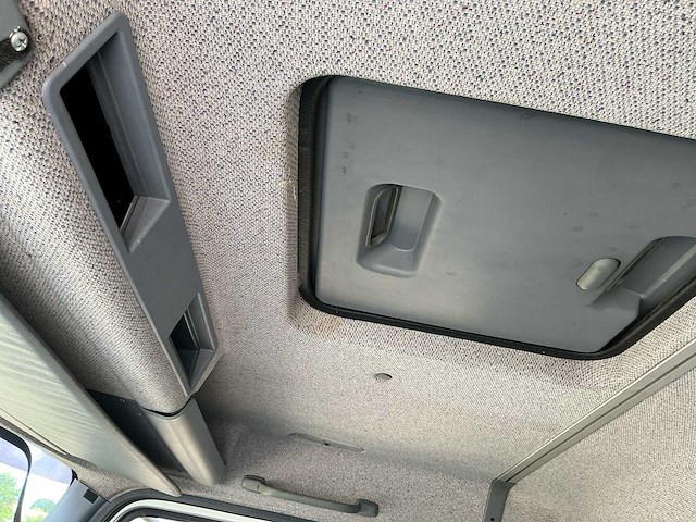 1998 mercedes-benz vrachtwagen - afbeelding 28 van  58
