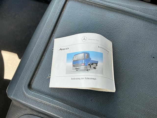 1998 mercedes-benz vrachtwagen - afbeelding 29 van  58