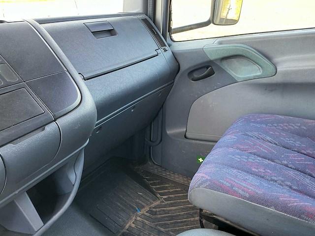 1998 mercedes-benz vrachtwagen - afbeelding 31 van  58
