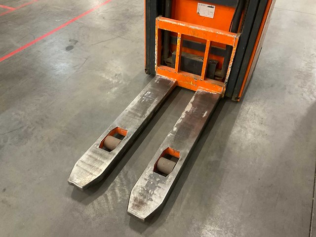 1998 mic g13 320t stapelaar - afbeelding 4 van  11