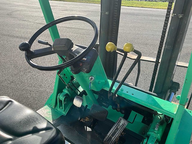 1998 mitsubishi 2.5d vorkheftruck - afbeelding 2 van  17