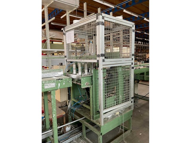 1998 mwn ketting formeerbaan met inwikkelmachine - afbeelding 12 van  14