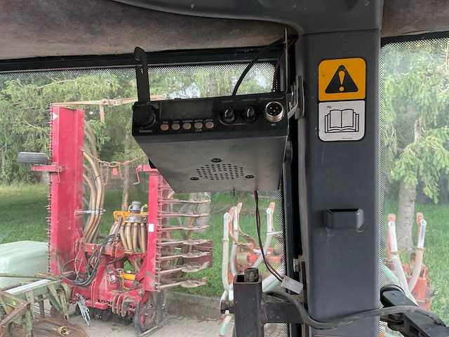 1998 new holland 8160 vierwielaangedreven landbouwtractor - afbeelding 21 van  31