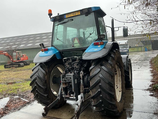 1998 new holland 8160 vierwielaangedreven landbouwtractor - afbeelding 1 van  34