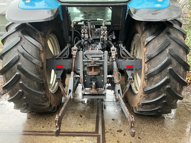 1998 new holland 8160 vierwielaangedreven landbouwtractor - afbeelding 2 van  34