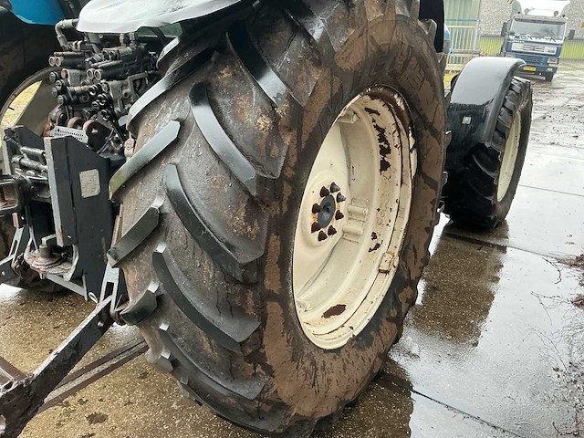 1998 new holland 8160 vierwielaangedreven landbouwtractor - afbeelding 4 van  34