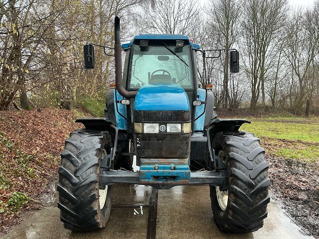 1998 new holland 8160 vierwielaangedreven landbouwtractor - afbeelding 29 van  34