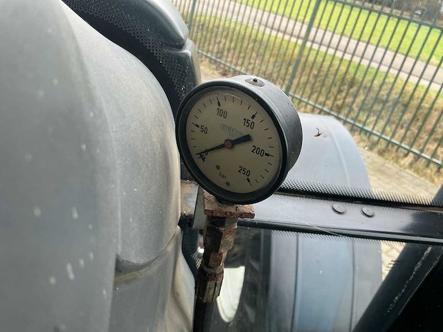 1998 new holland ts115 vierwielaangedreven landbouwtractor - afbeelding 18 van  26