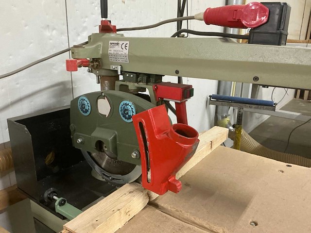 1998 omga radial 600 p3s radiaalafkortzaagmachine - afbeelding 5 van  8