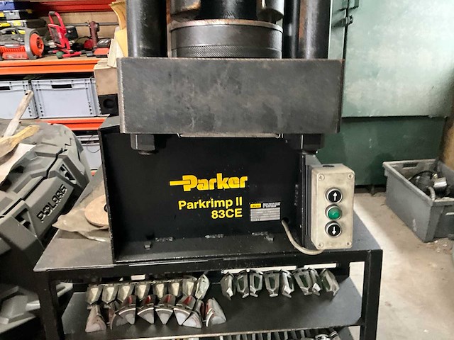 1998 parker parkrimp ii 83ce- 083 hydraulische slangenpers - afbeelding 2 van  2