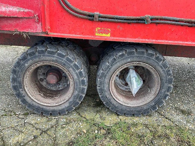 1998 peecon biga 24 m3 voermengwagen - afbeelding 13 van  13