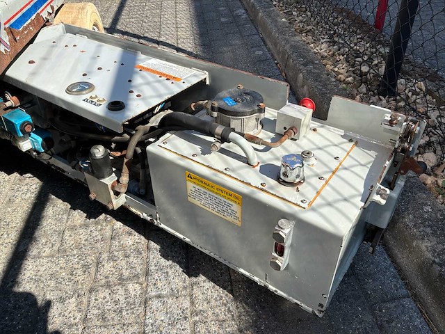 1998 skyjack sjiii - 4830 hoogwerker - afbeelding 14 van  27