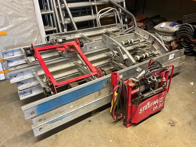 1998 steinweg standard 150 bouwlift - afbeelding 1 van  9