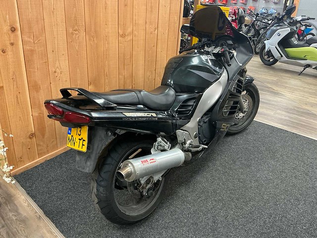 1998 suzuki gt73a motorfiets - afbeelding 6 van  12