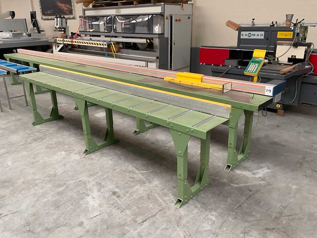 1998 tiger scale standard lengtemeet aanslag met rollenbaan - afbeelding 1 van  1