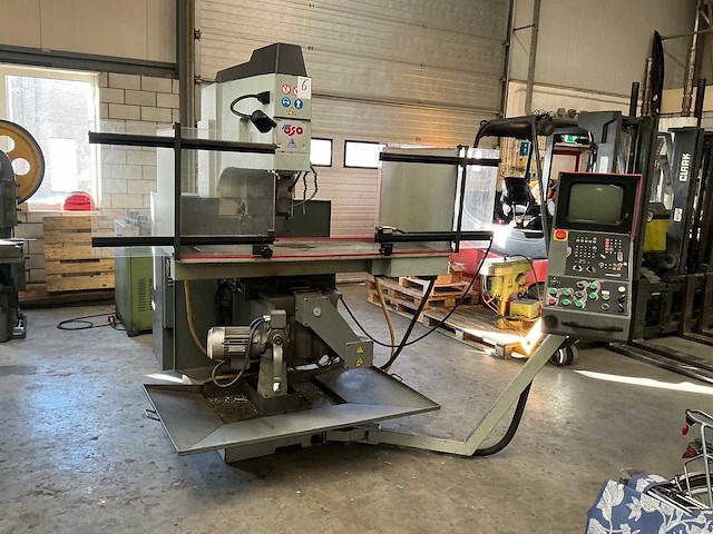 1998 tos olomouc fv30cnc cnc freesmachine - afbeelding 1 van  18