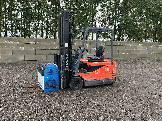 1998 toyota 5fbe18 vorkheftruck - afbeelding 1 van  33
