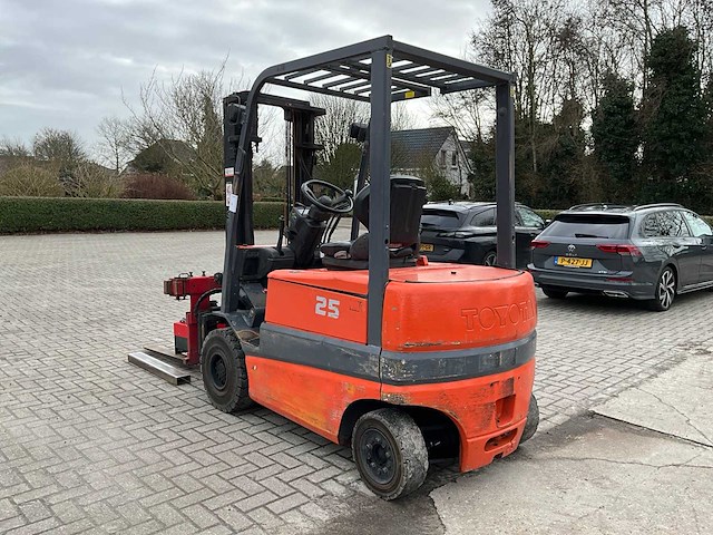 1998 toyota fbmf25 vorkheftruck - afbeelding 21 van  23