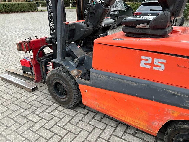 1998 toyota fbmf25 vorkheftruck - afbeelding 23 van  23