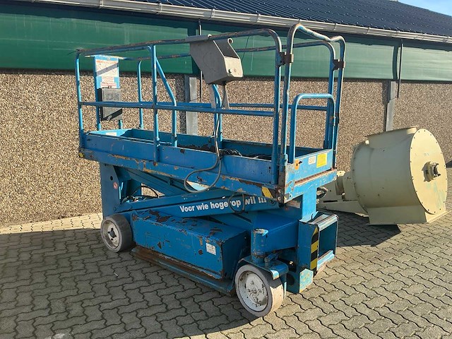 1998 upright 101000-001 hoogwerker - afbeelding 1 van  4