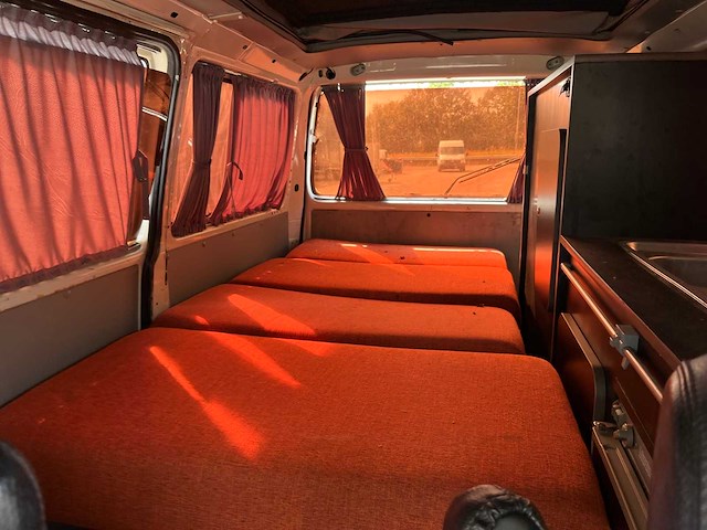1998 volkswagen transporter camper personenauto ts-td-59 - afbeelding 15 van  34