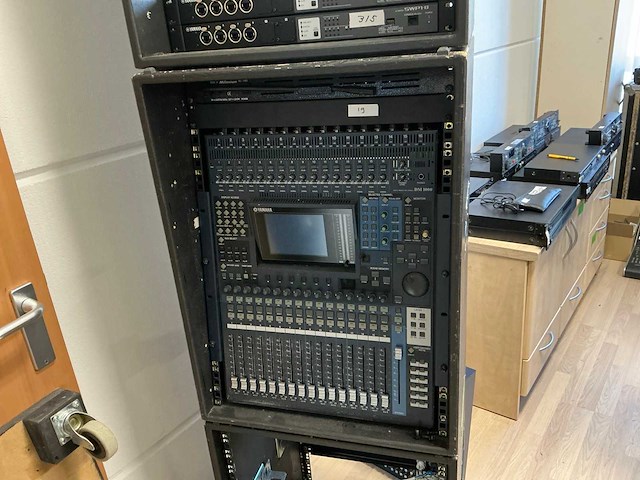1998 yamaha dm1000 digitale mengtafel - afbeelding 3 van  5