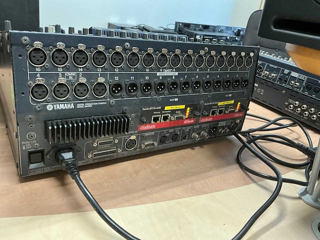 1998 yamaha dm1000 digitale mengtafel - afbeelding 3 van  3